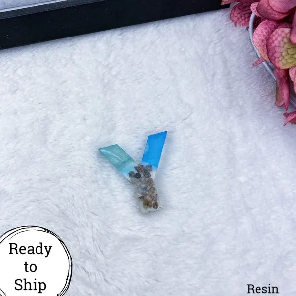 Resin Letter Y Beachy - Ready to Ship